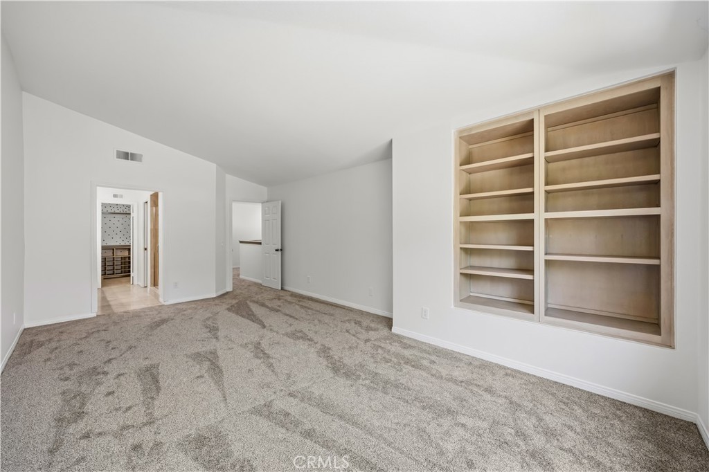 998 Lotus Circle Property Photo 14