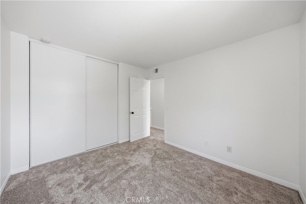 998 Lotus Circle Property Photo 18