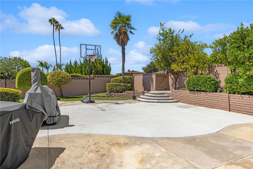 1763 N Vallejo Way Property Photo 49