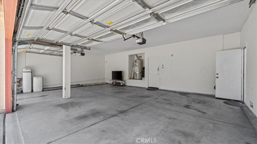 13730 Deerpath Property Photo 32