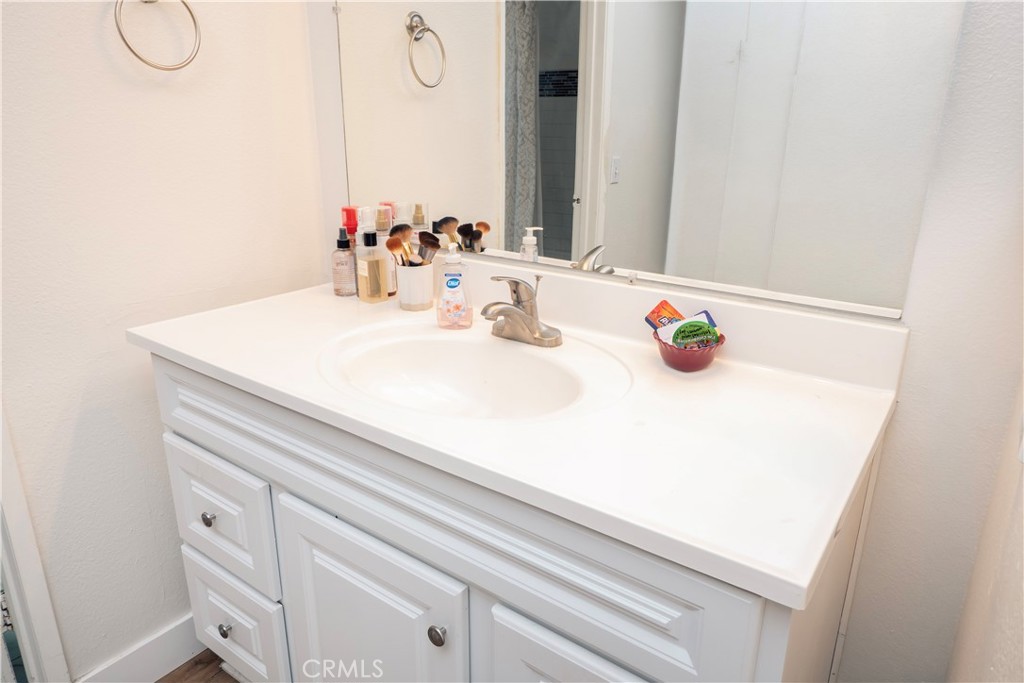 1237 S Althea Avenue Property Photo 34