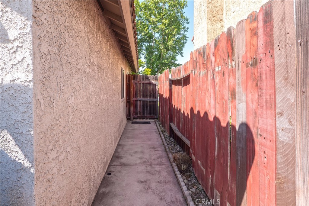 1237 S Althea Avenue Property Photo 43