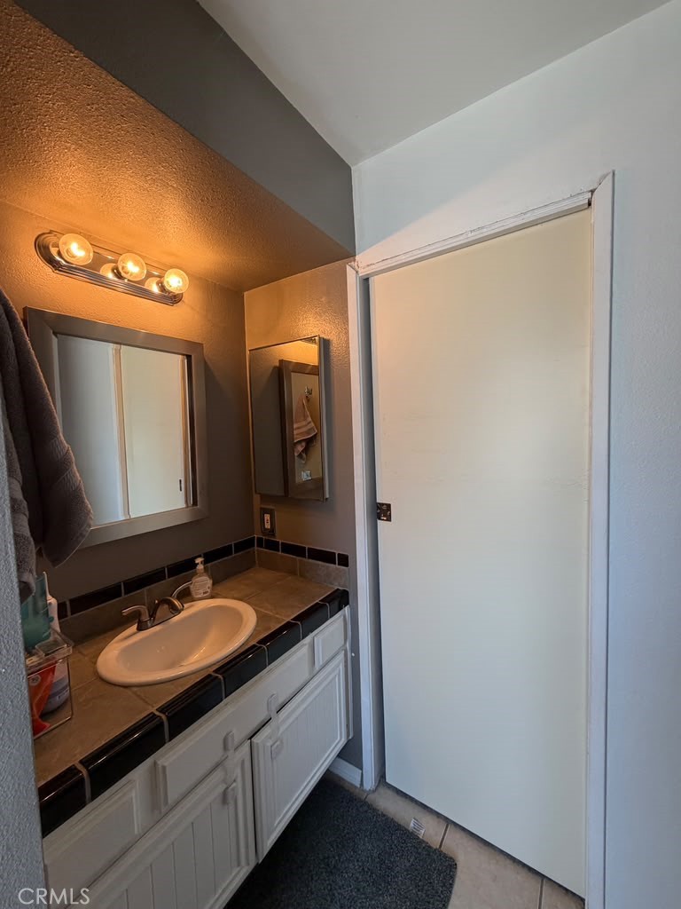 26964 Flo Ln 323 Property Photo 11
