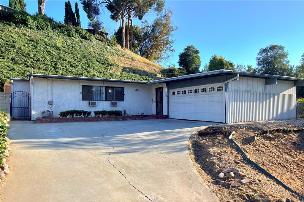 1240 Branham Property Photo 6