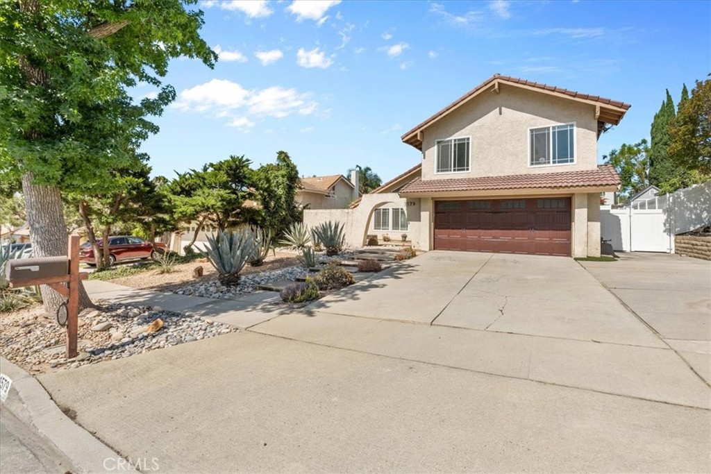 1579 Wedgewood Way Property Photo 3