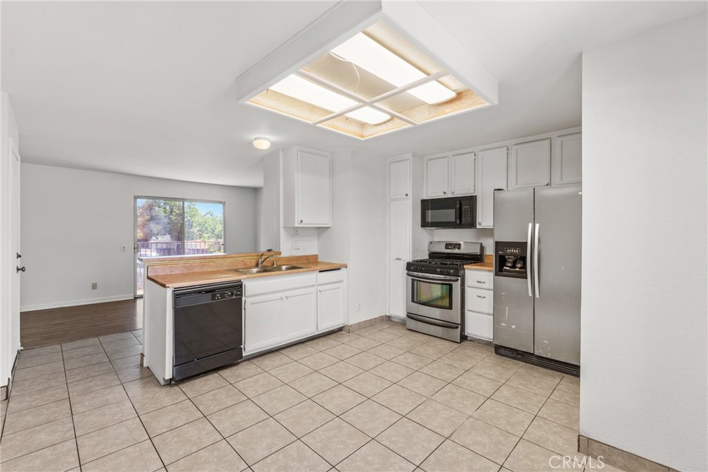 1365 Crafton Avenue 2009 Property Photo 11