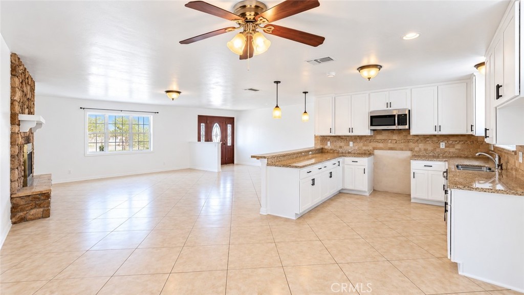 15939 Mojave Property Photo 1