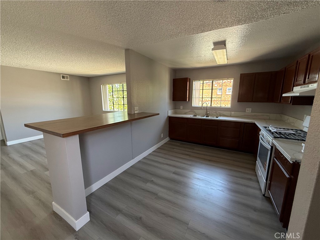 211 Magnolia 205 Property Photo 1