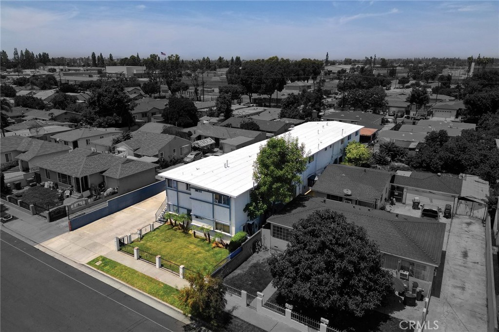8219 2nd Street Property Photo 8