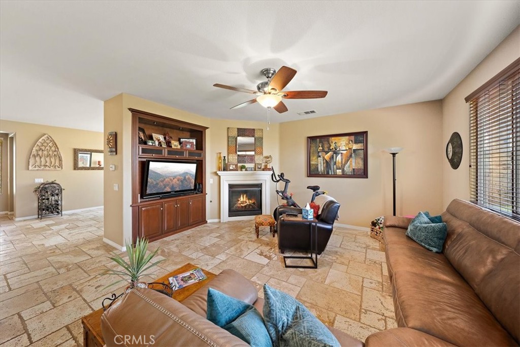 3938 White Ash Property Photo 6
