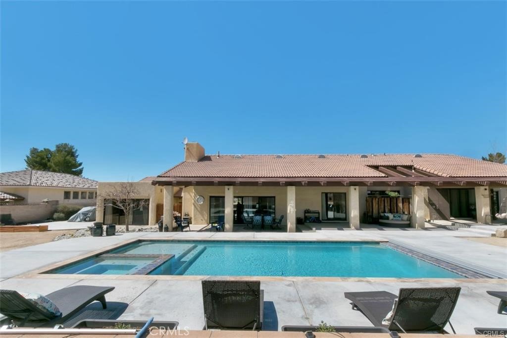 15201 Pocahantas Property Photo 4