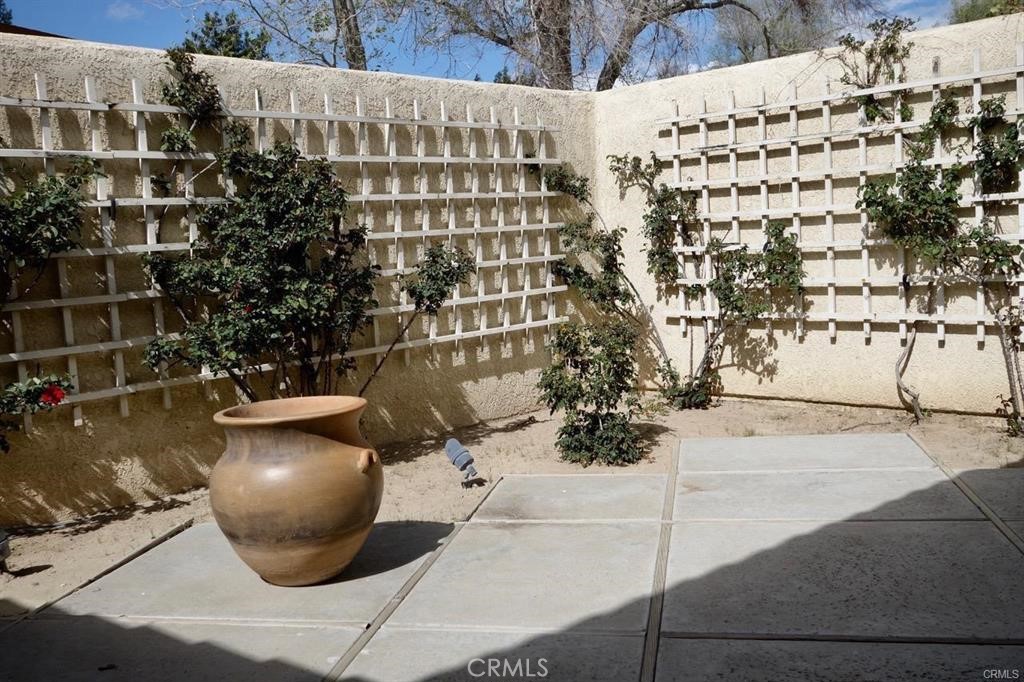 15201 Pocahantas Property Photo 11