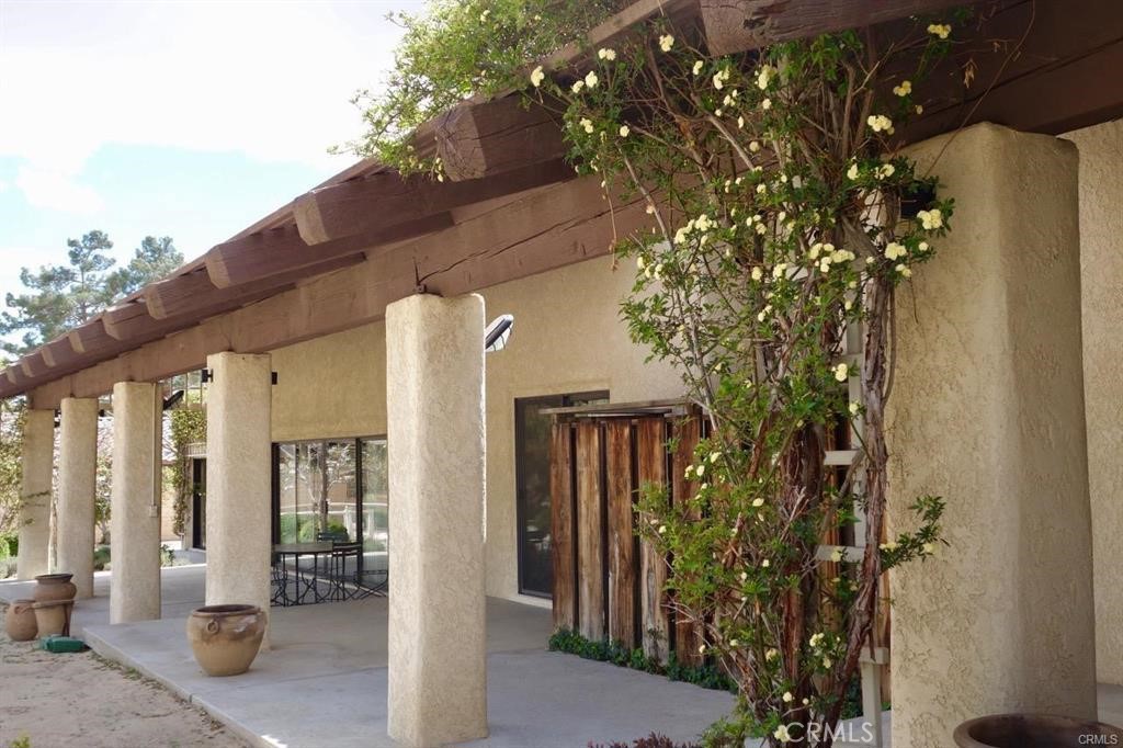 15201 Pocahantas Property Photo 13