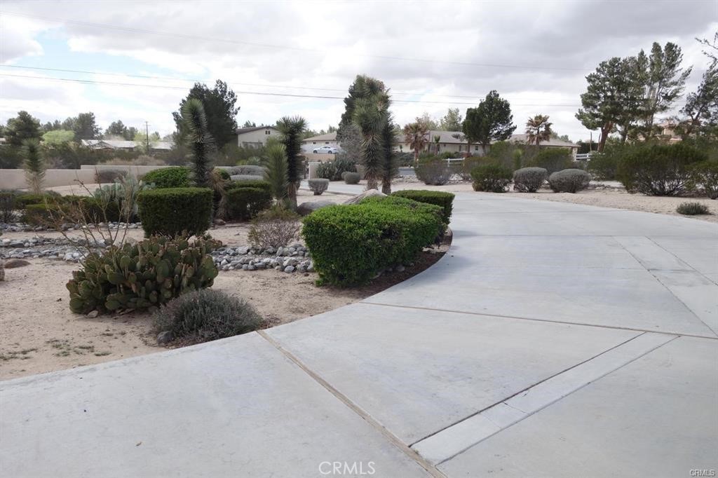 15201 Pocahantas Property Photo 14