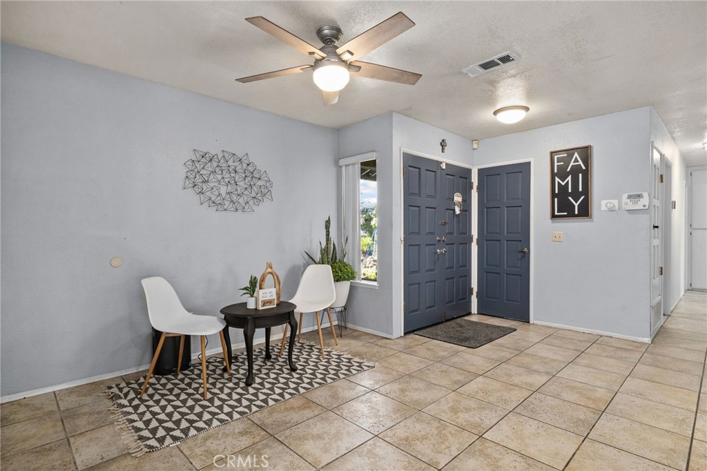 17231 Wabash Avenue Property Photo 8