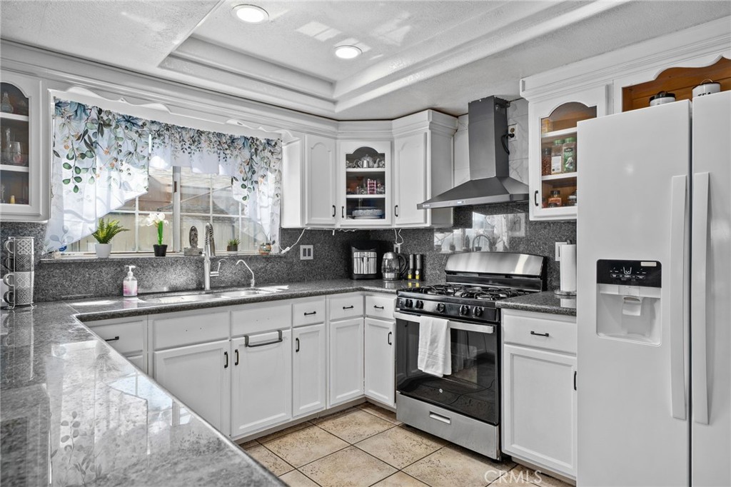 17231 Wabash Avenue Property Photo 10