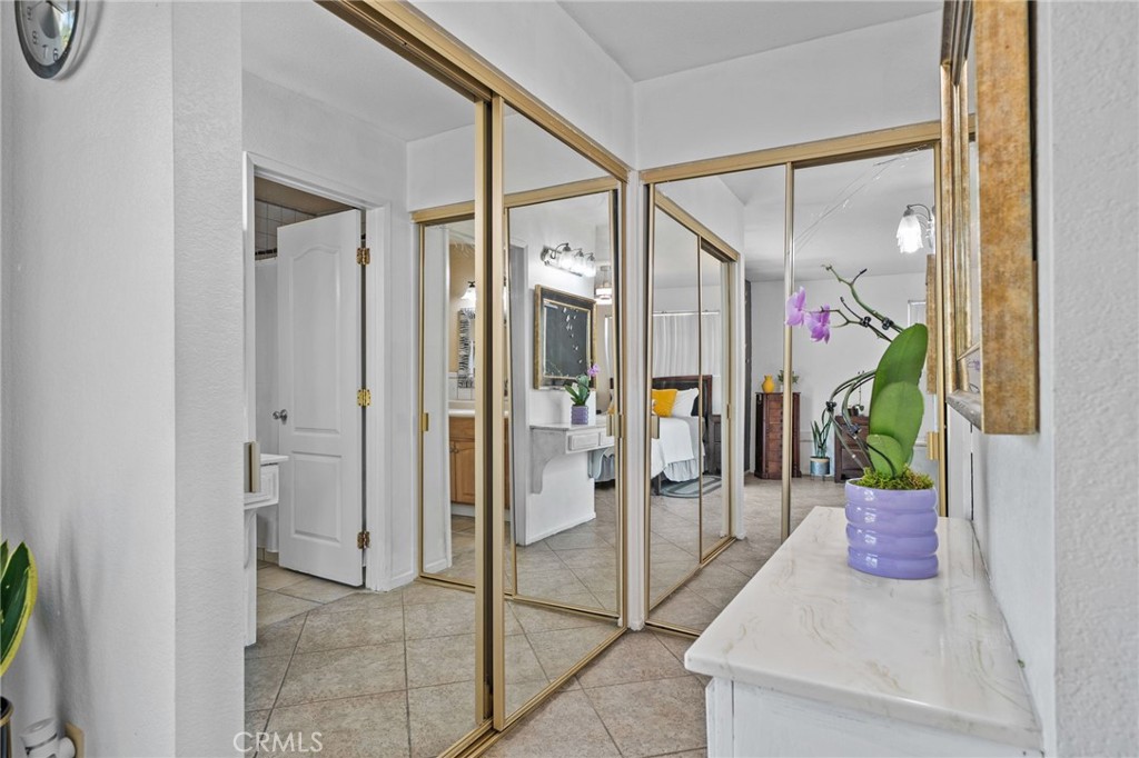 17231 Wabash Avenue Property Photo 19