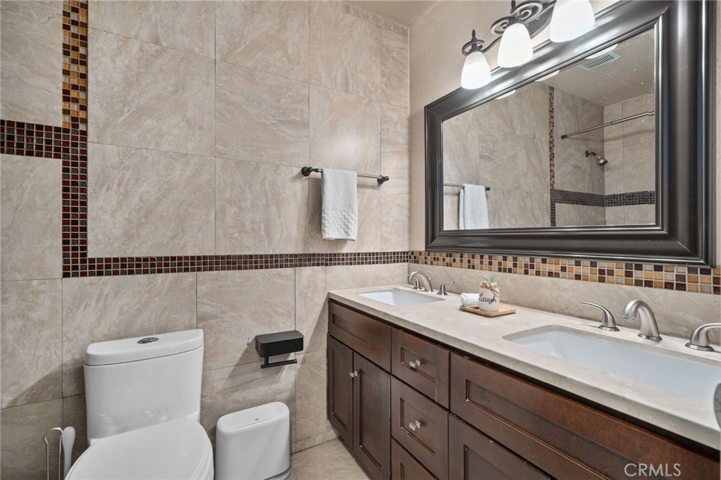 17231 Wabash Avenue Property Photo 25