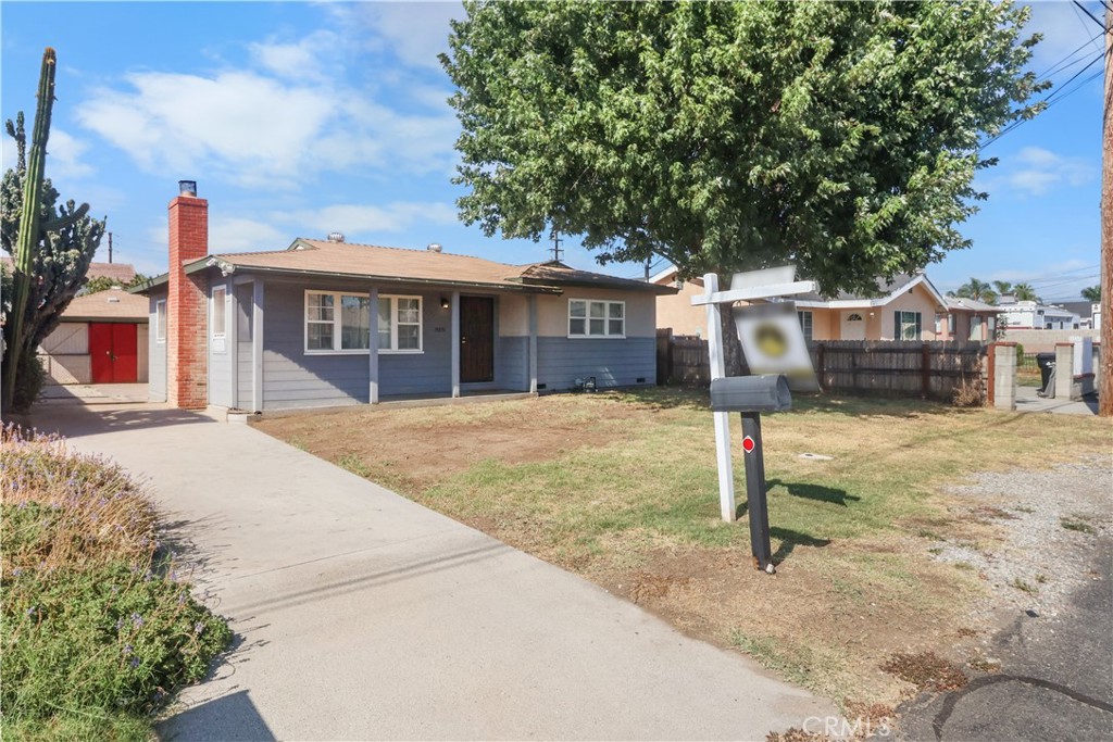 15851 E Kingside Property Photo 2