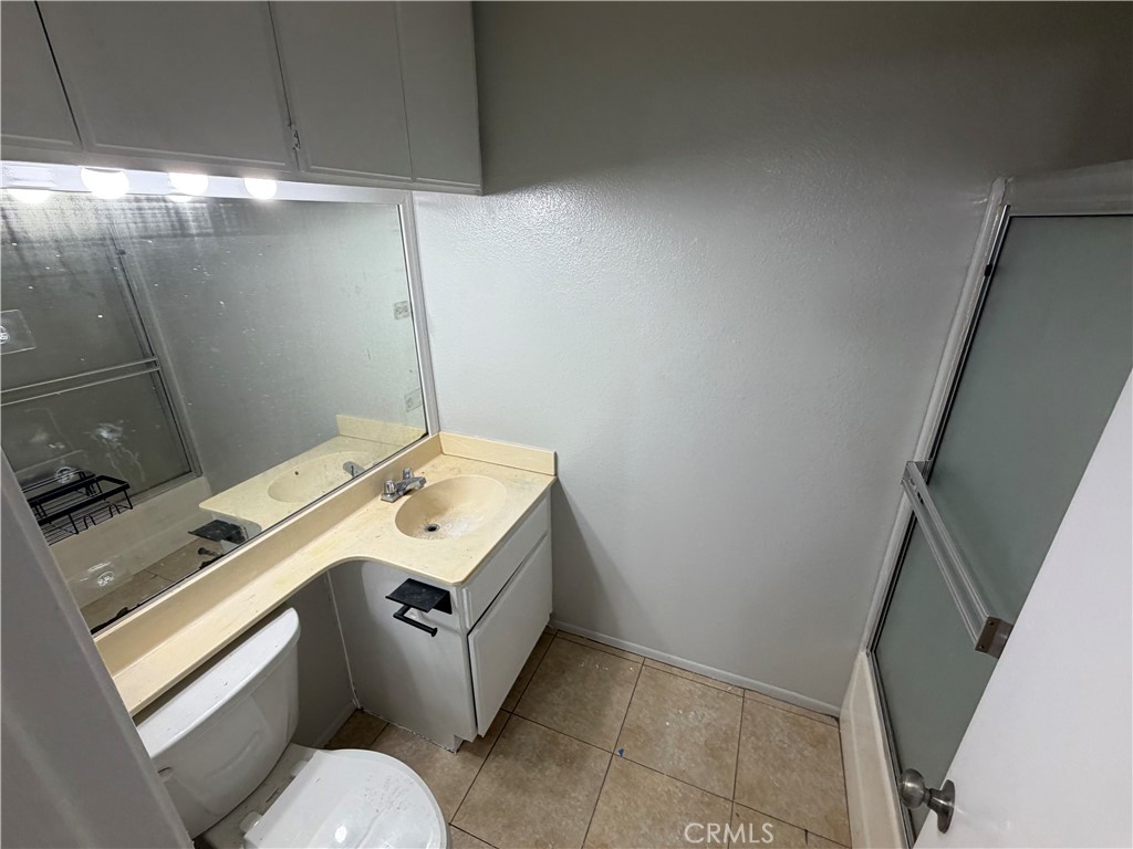 3732 Oak Creek E Property Photo 14