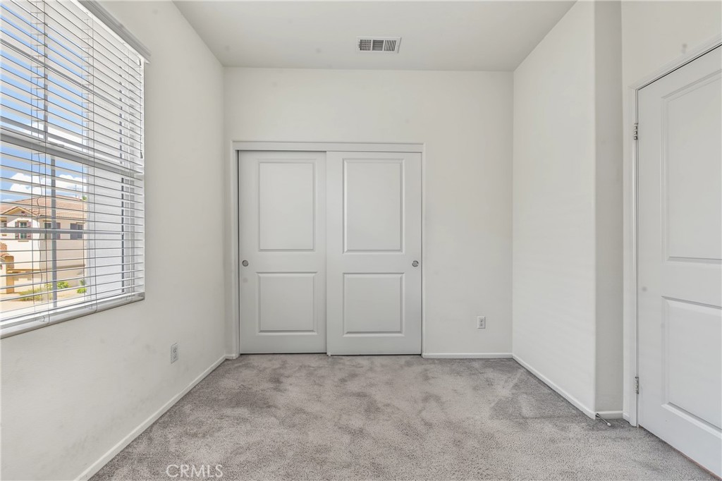 5355 N Alumni Property Photo 26