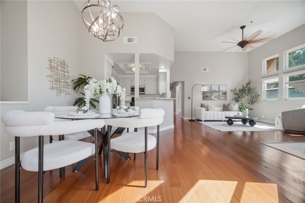 8 Magellan Aisle Property Photo 5