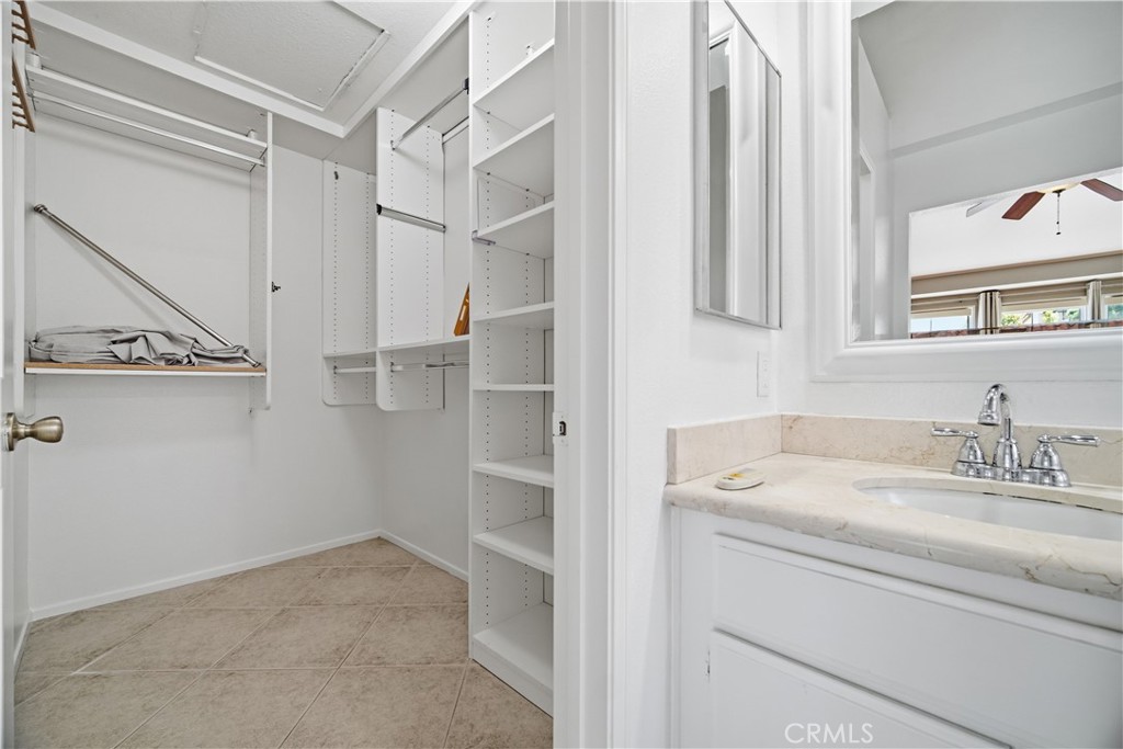 8 Magellan Aisle Property Photo 17