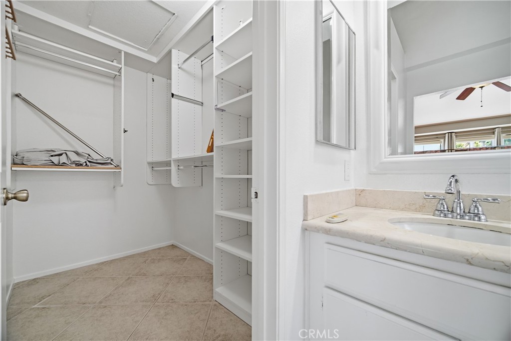 8 Magellan Aisle Property Photo 17