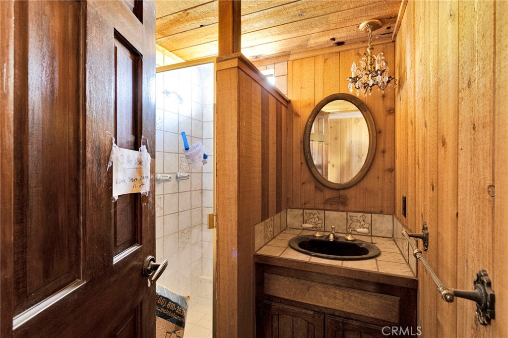 1333 Finger Property Photo 15