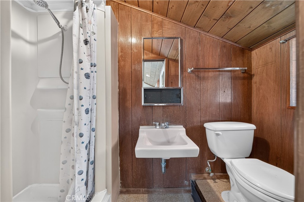 543 Ranch Lane Property Photo 34