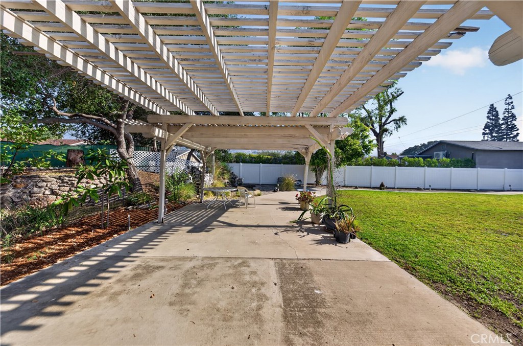 543 Ranch Lane Property Photo 40