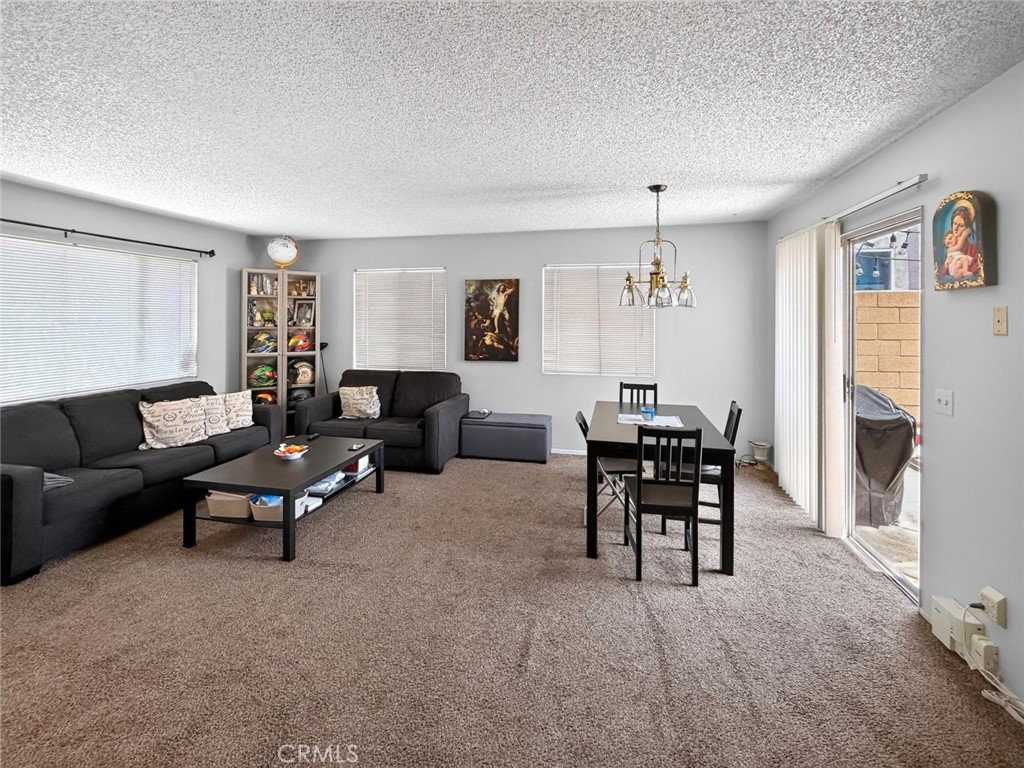 1012 N Vernon Avenue Property Photo 28
