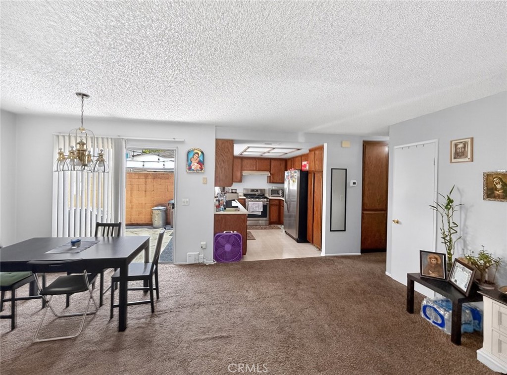 1012 N Vernon Avenue Property Photo 32