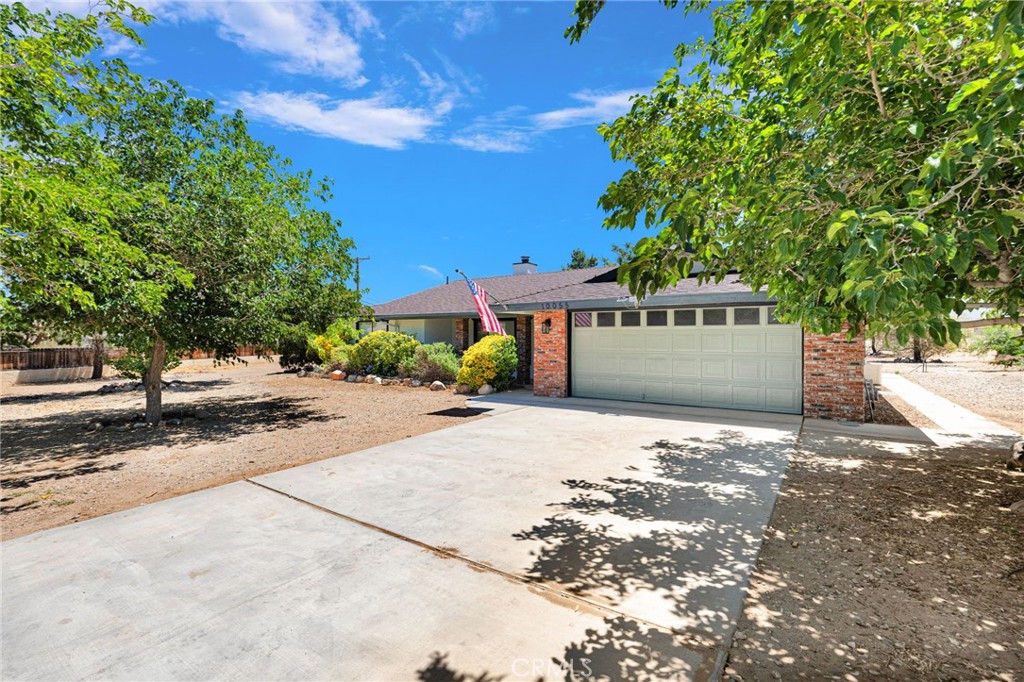 10055 Baker Rd Property Photo 1