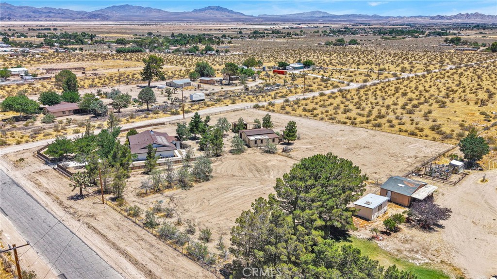 10055 Baker Rd Property Photo 41