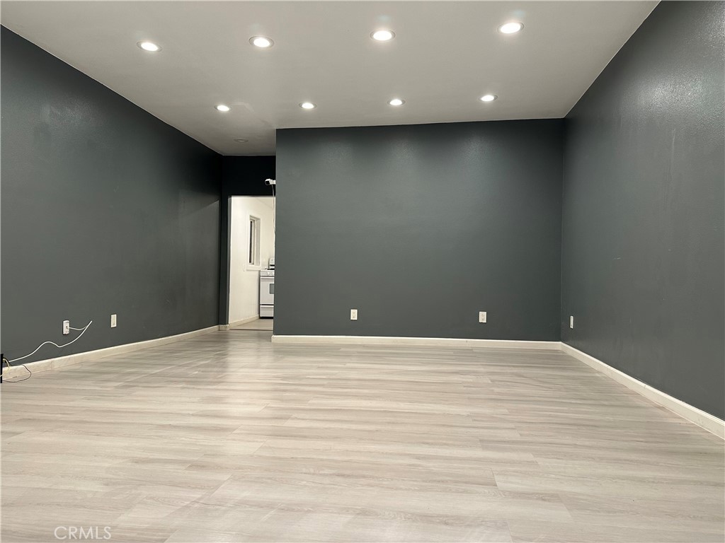 216 E Base Line Property Photo 4