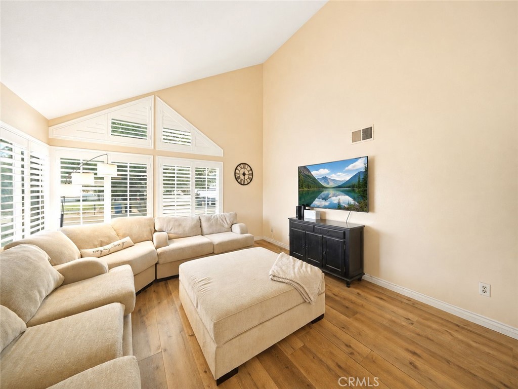 8450 Tamarind Property Photo 9