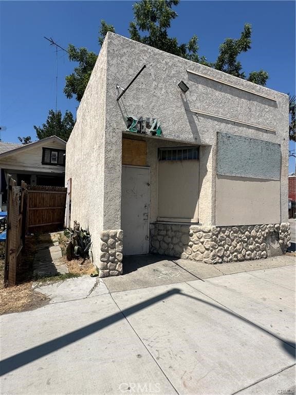 214 E Base Line Property Photo 1