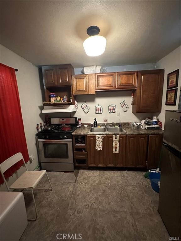 214 E Base Line Property Photo 31