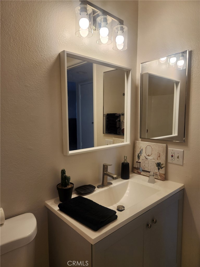 1251 S Meadow Lane 185 Property Photo 10