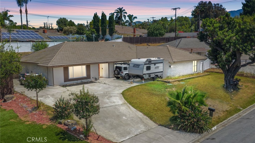 981 Serfas Club Property Photo 1