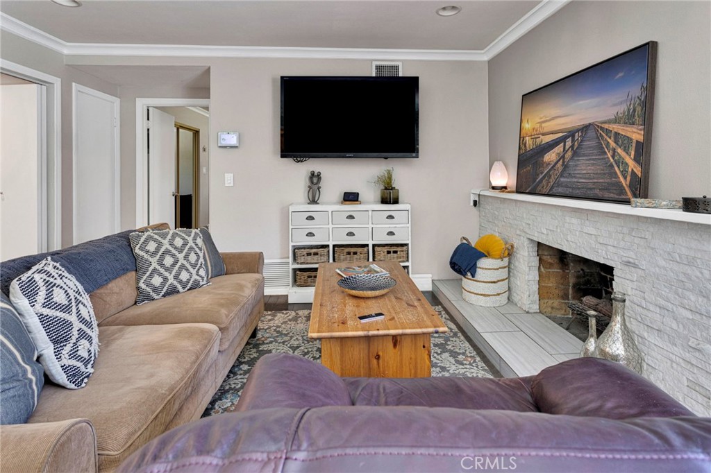 981 Serfas Club Property Photo 10