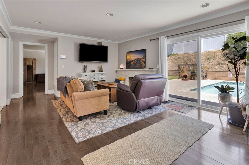 981 Serfas Club Property Photo 12