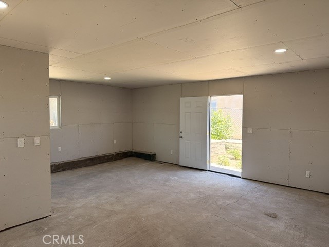 1237 Roxbury Property Photo 28