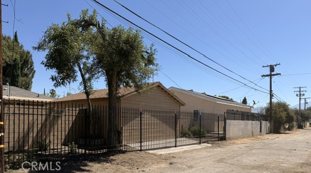 1237 Roxbury Property Photo 31
