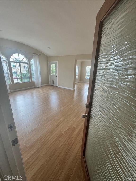 1046 S Citrus Avenue Property Photo 19