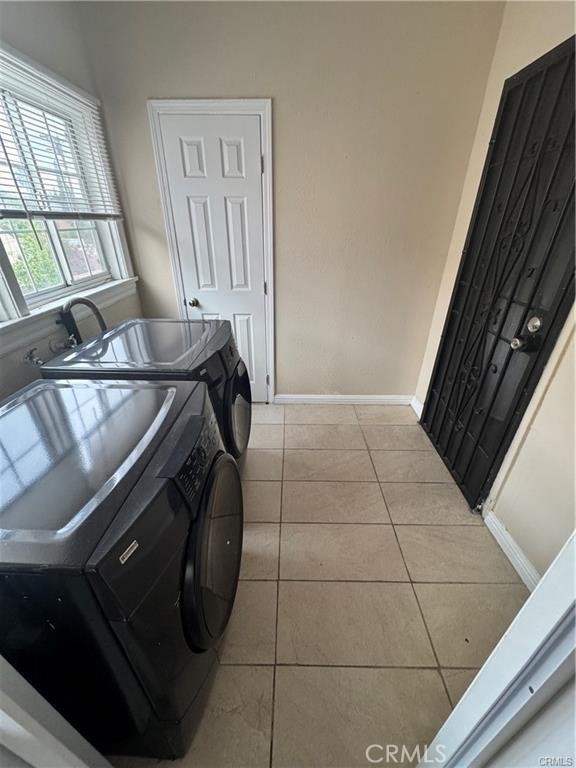 1046 S Citrus Avenue Property Photo 29