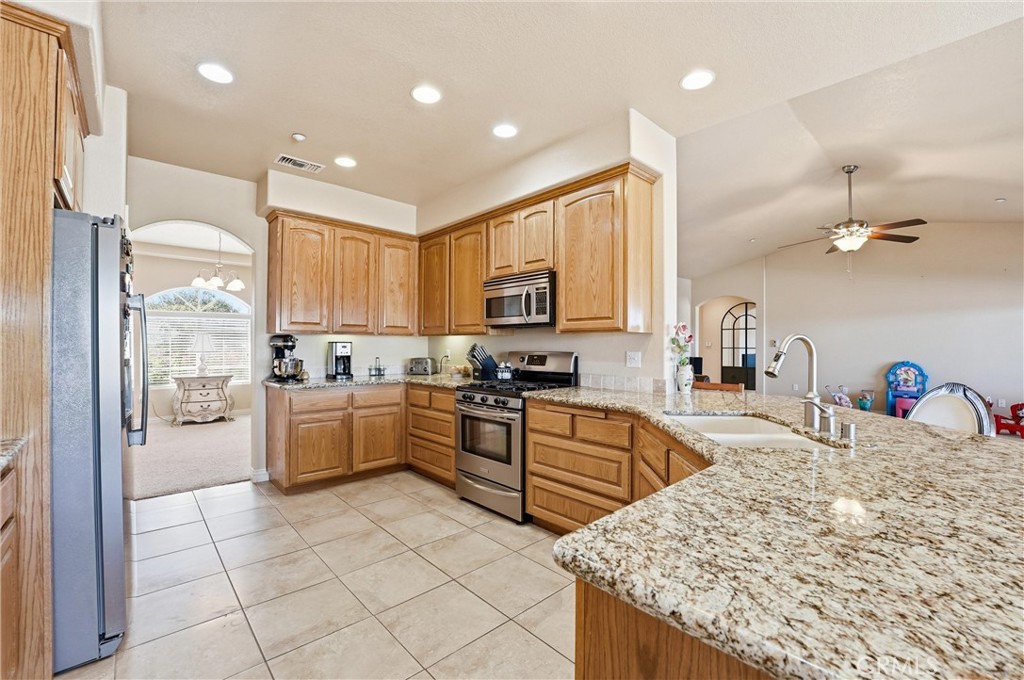 5773 Merito Street Property Photo 9