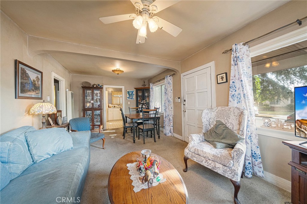 4928 Highland View Avenue Property Photo 8