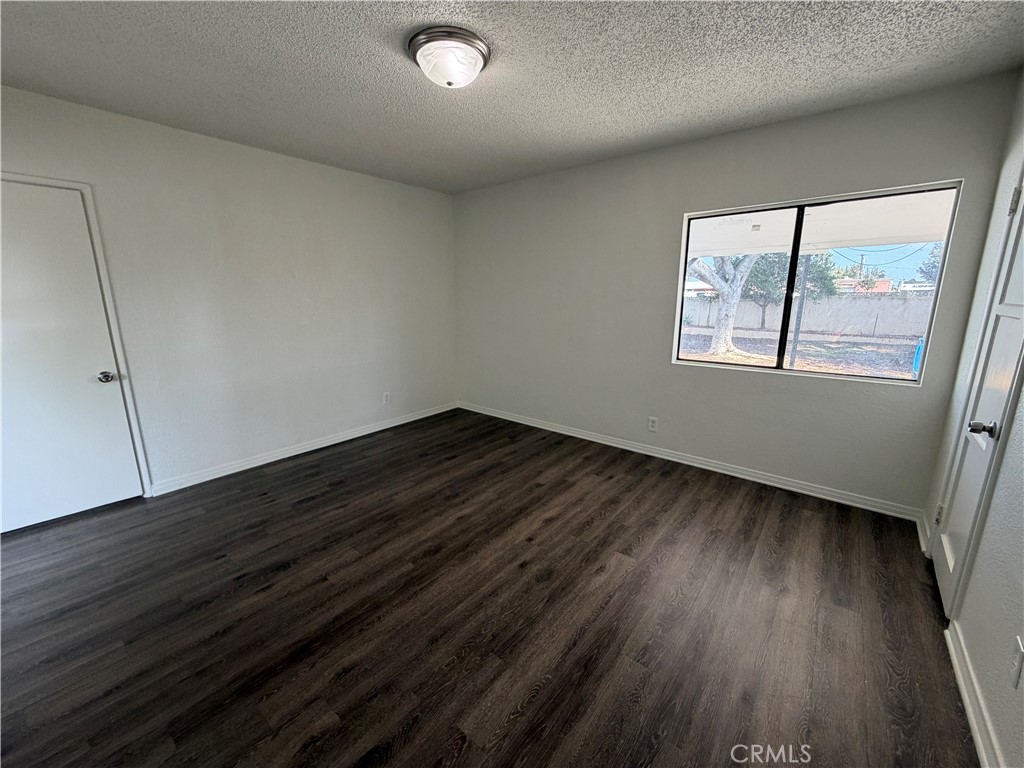 644 N Hagar Street Property Photo 23